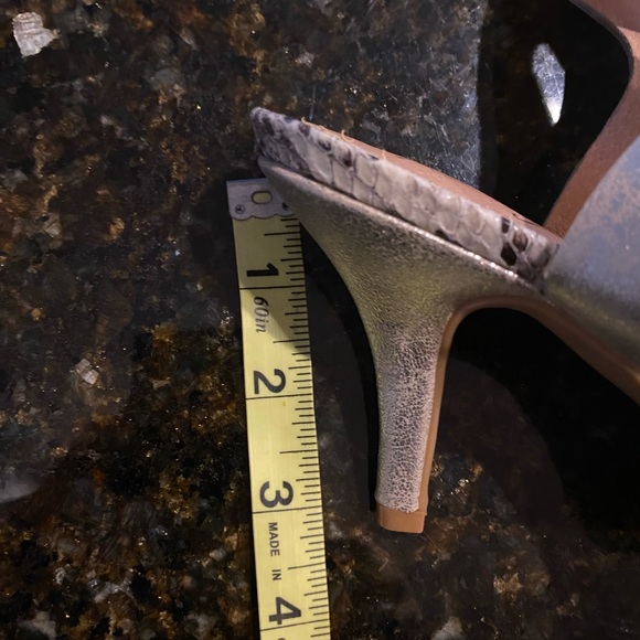 Mari A. Fawn Print Tie Up Sandals Size 8 - Picture 3 of 10